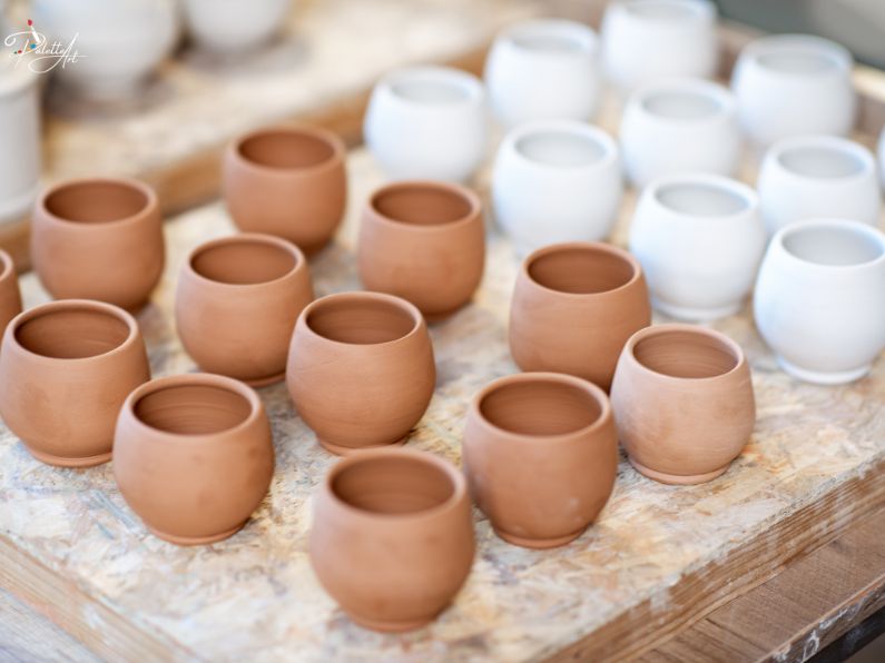 Appearance and Use The Difference Between Pottery and Ceramics