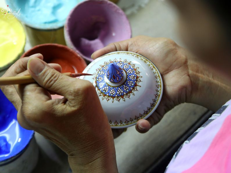 Bubble to Pottery Painting Technique: